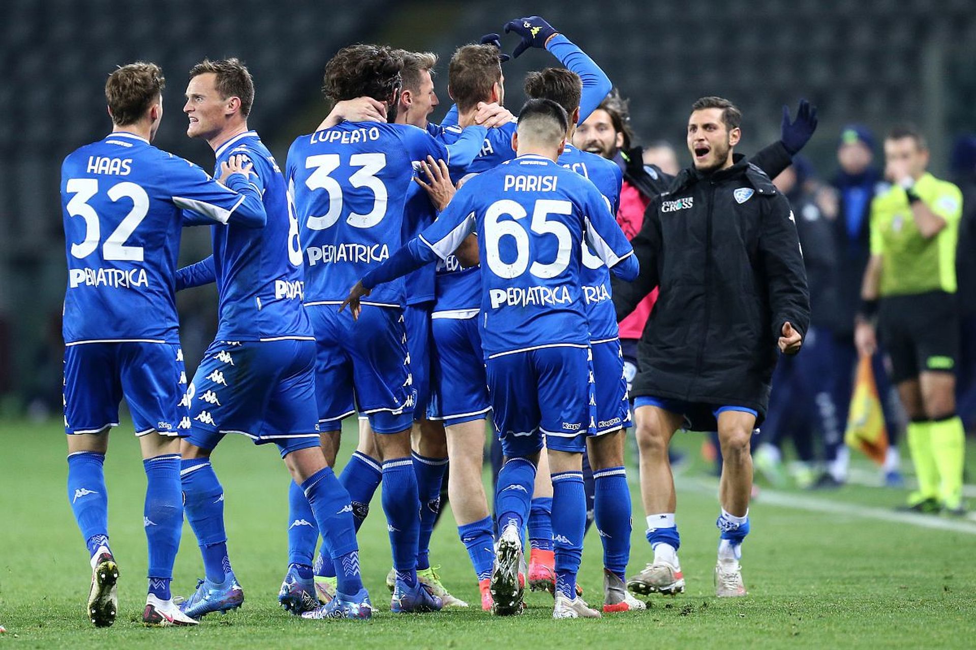 更象征着俱 更象征着俱